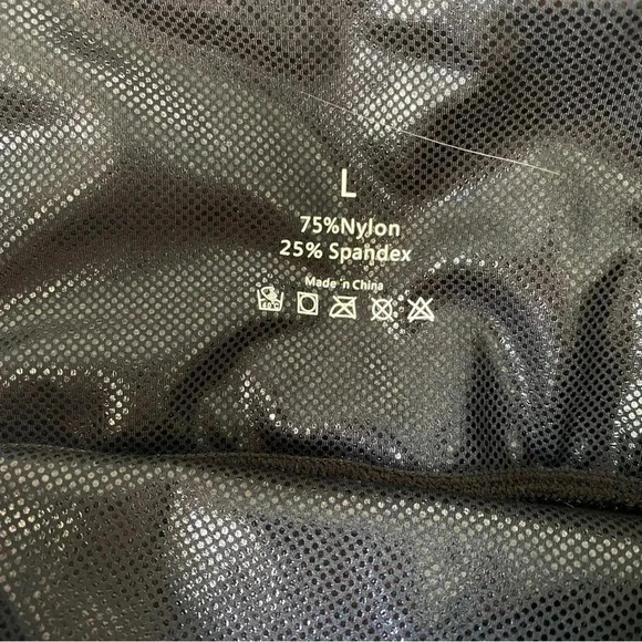 3/$39 NWOT Shiny Shine leggings L - Picture 4 of 4